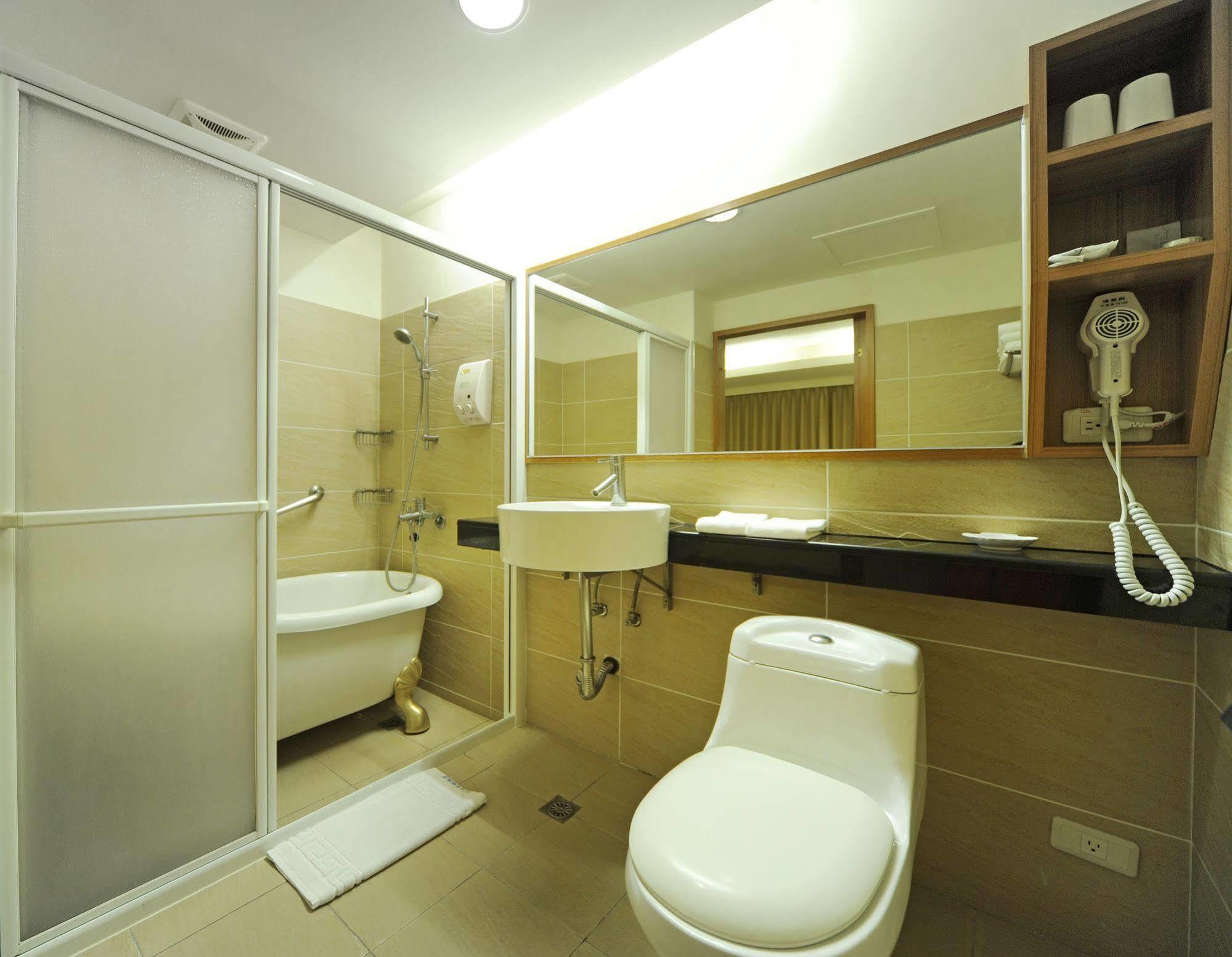 Astar Hotel Hualien City Exterior photo