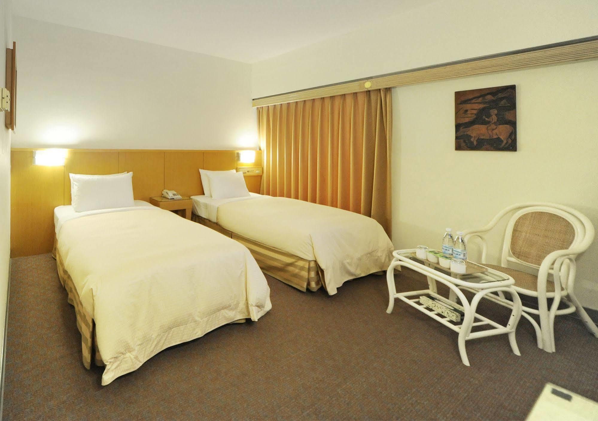 Astar Hotel Hualien City Exterior photo